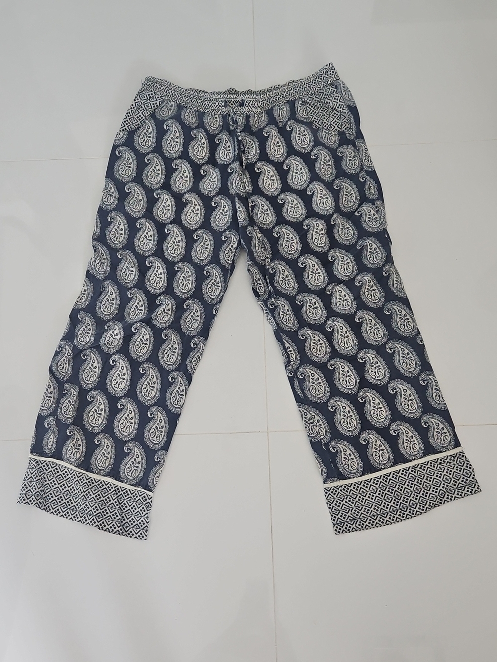 Women's Blue & White Paisley Wide-Leg Lounge Pants